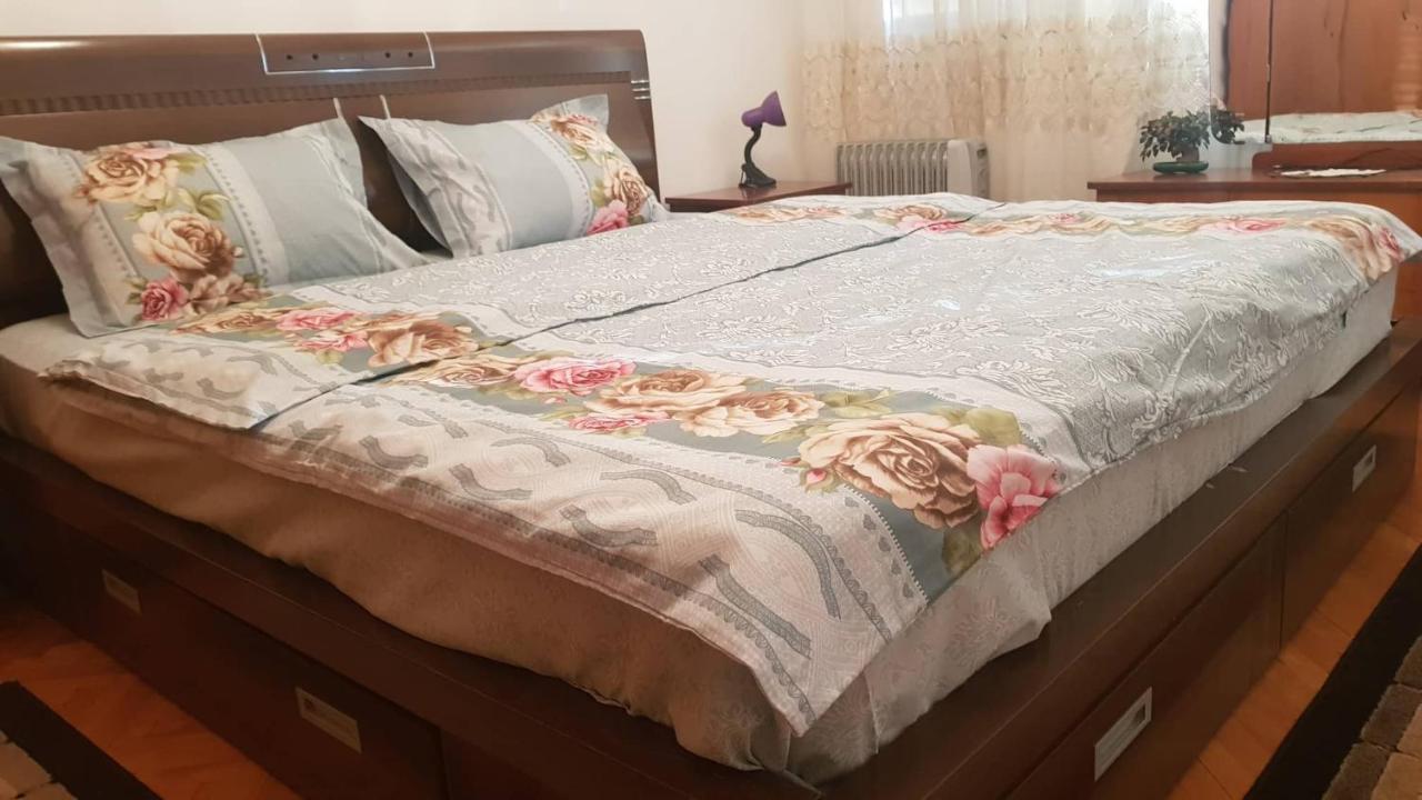 Baston Rent Apartment Podgorica Luaran gambar